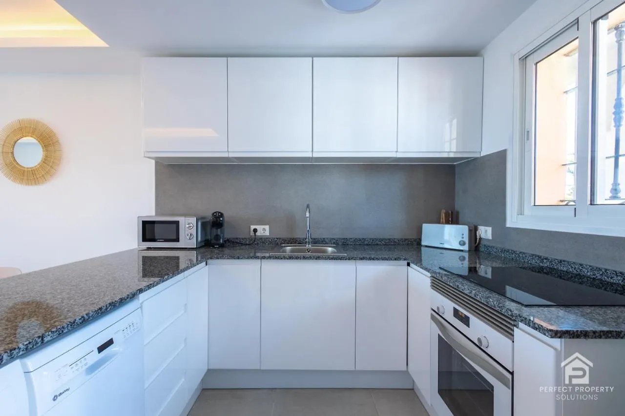 Renovated Two Bedroom Apartment In Riviera Close To The Beach Mijas